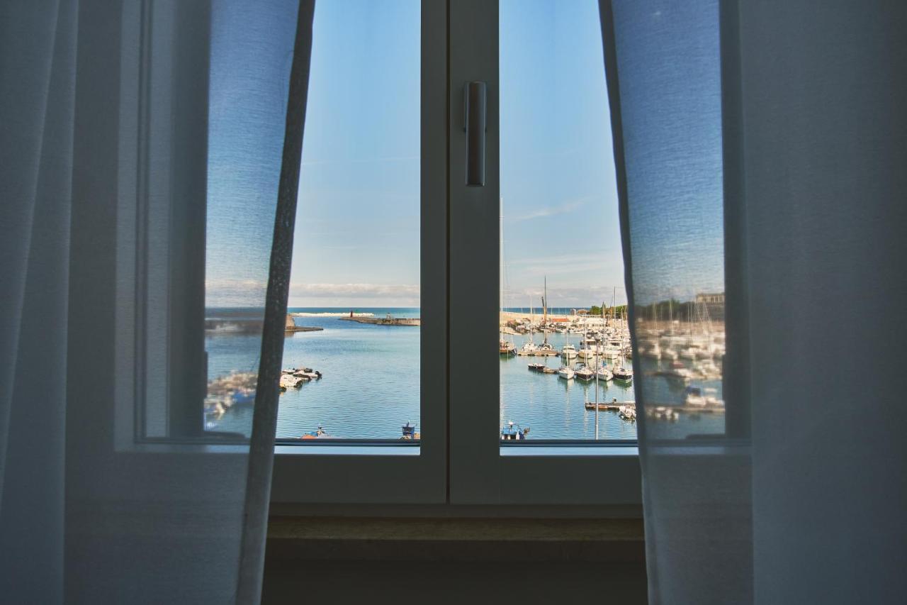 Miche Luxury Home - Appartamento Vista Mare A Trani Exterior foto